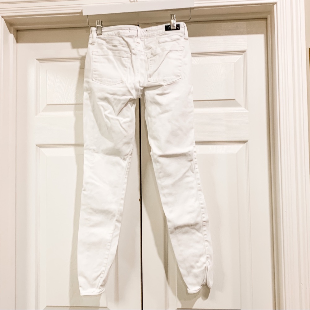 Design Lab White Skinny Jeans with Side Slits - Picture 5 of 5